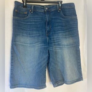 LEVI'S 569 LOOSE FIT STRAIGHT LEG JEAN SHORTS SIZE 36 - 11” INSEAM